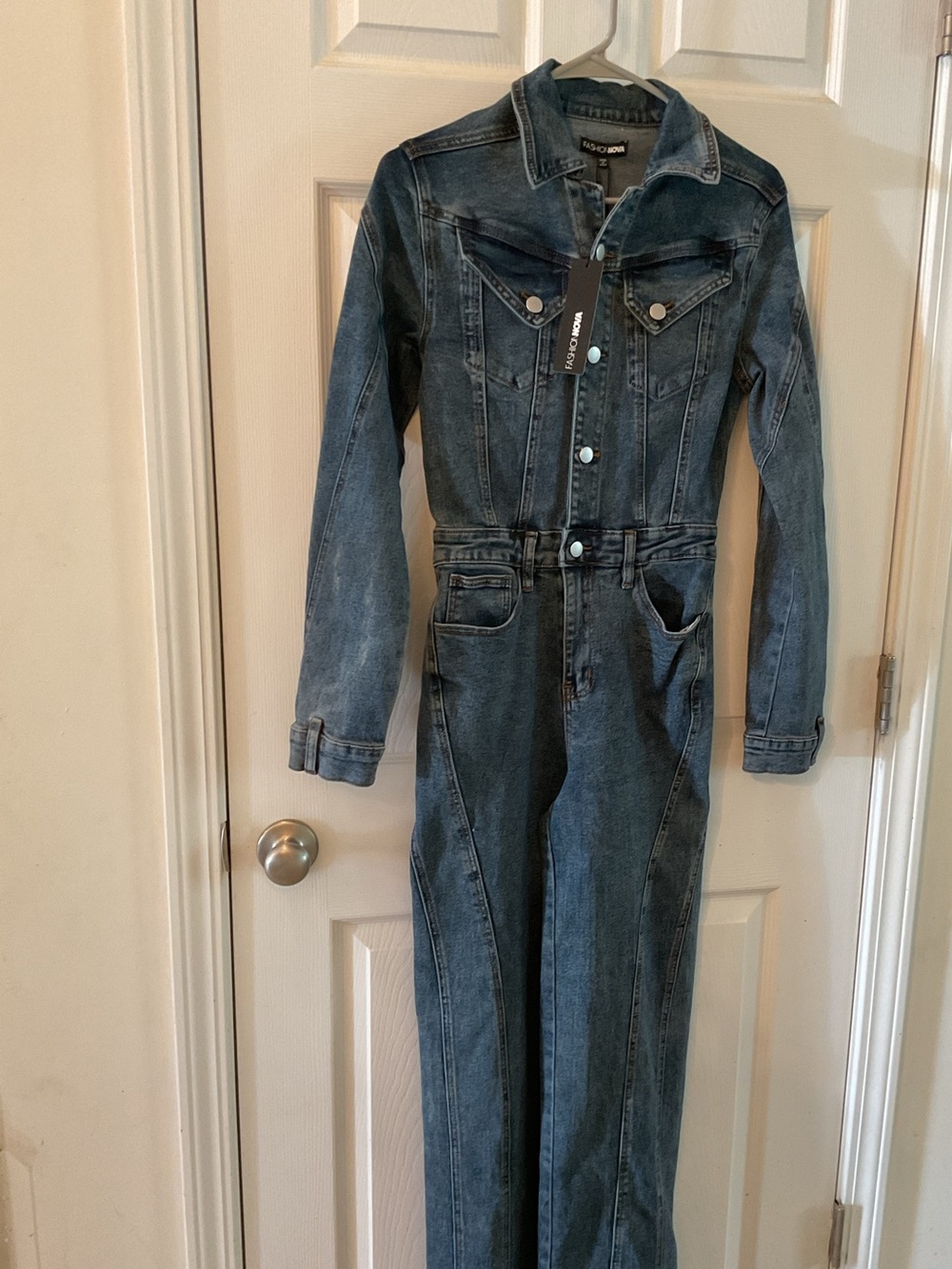 Fashion Nova NWT DownTownVibe Women’s Small Denim Blue Long Sleeve Jumpsuit